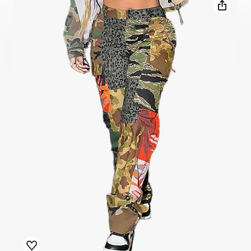 Women’s Cargo Camo Pants